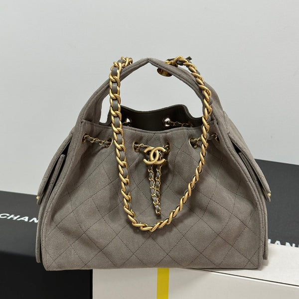 CC 25 HANDBAG 30 IN NATURAL GREY SUEDE GOLD HARDWARE